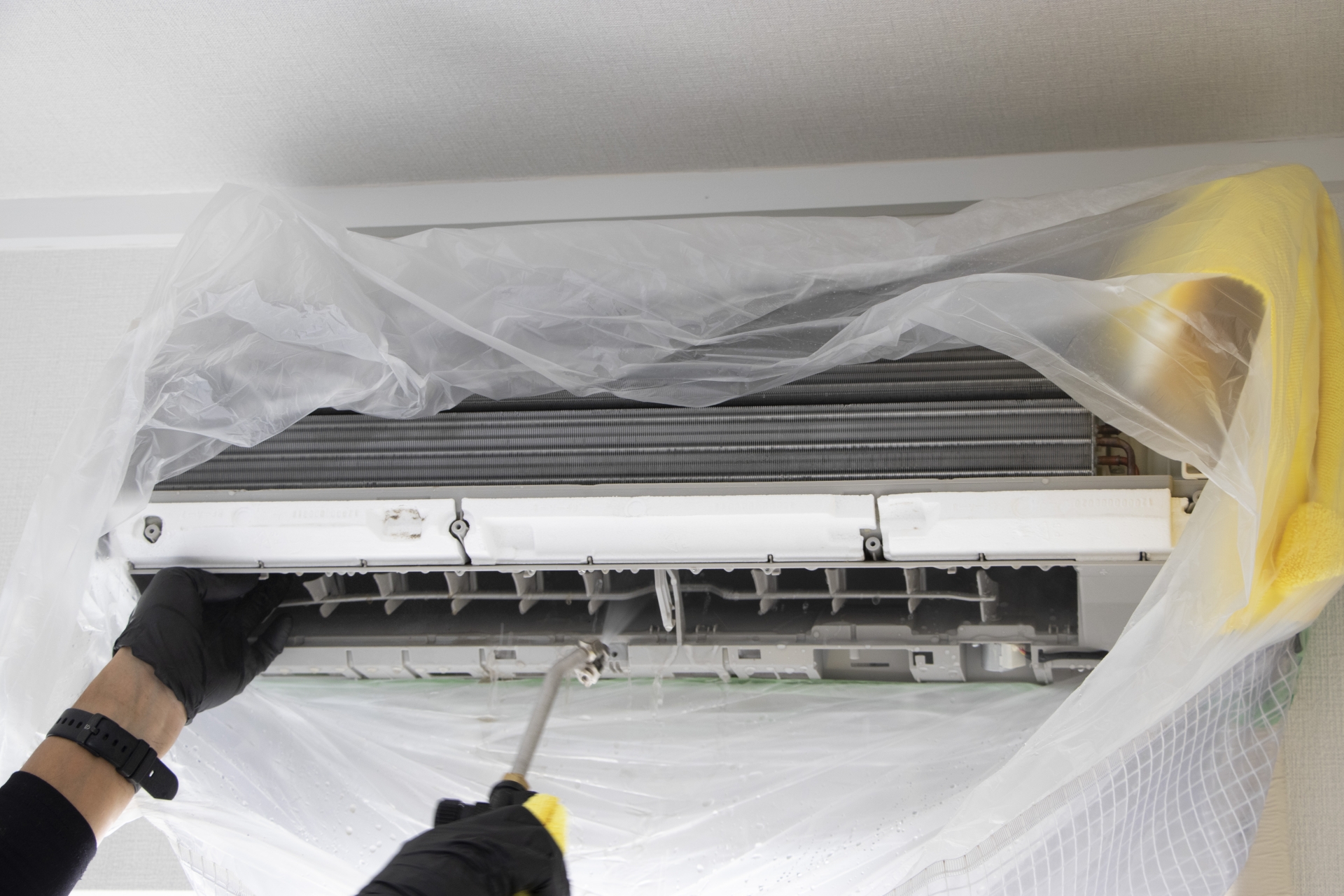 エアコンクリーニング施工